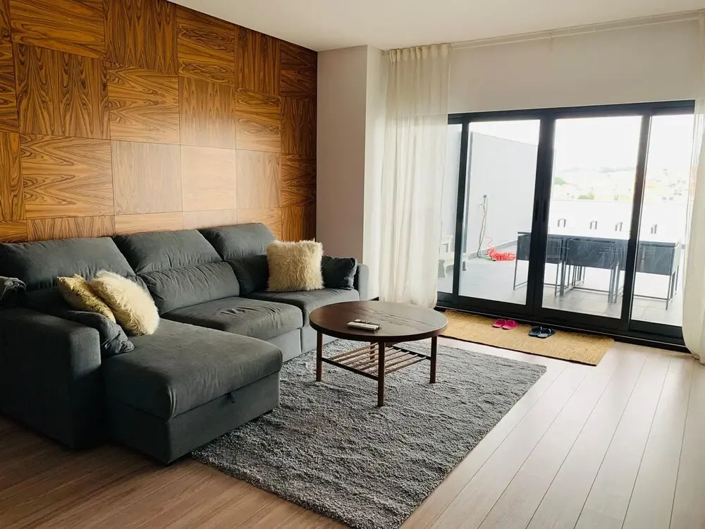 Modern Flat Near Lisbon