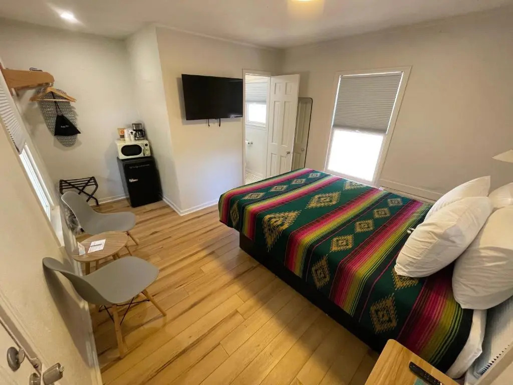 Frederick Motel