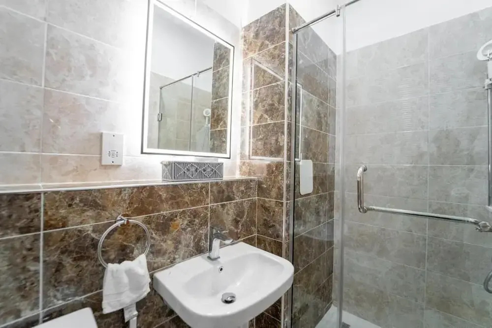 Premium Luxury Apartment by Smart Home