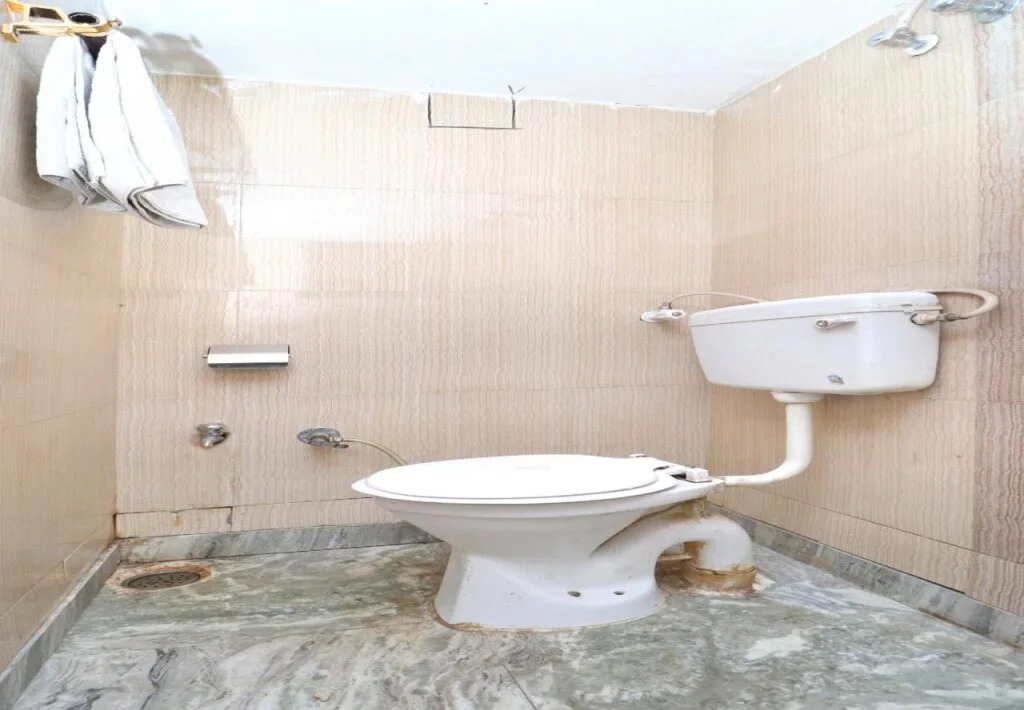 Hotel Rr Villa By OYO Rooms