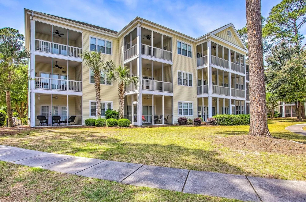 Sunny Coastal Condo ~ 1 Mi to N Myrtle Beach!