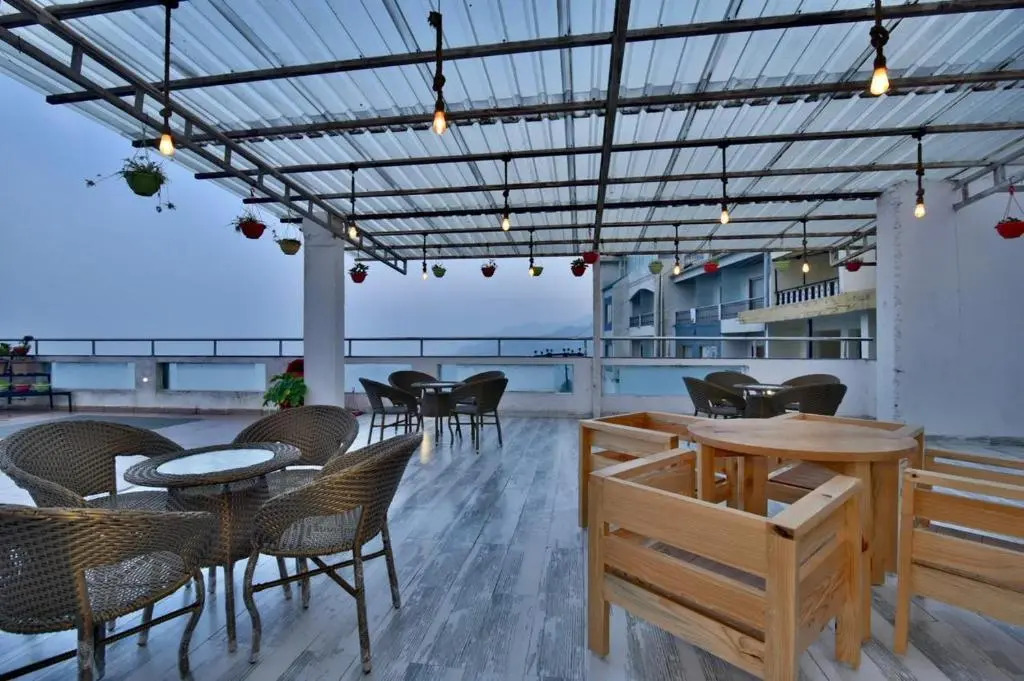 Hotel Highland By DLS Hotels