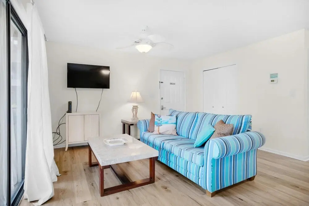 Beachwood Villas 1C