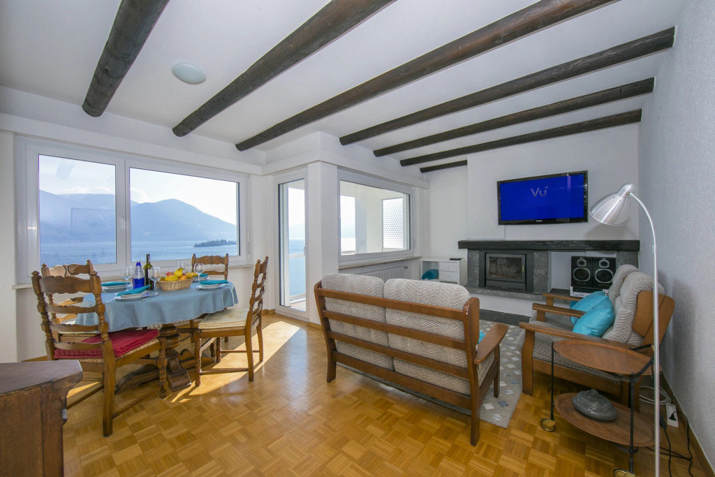 Bellevue apartment