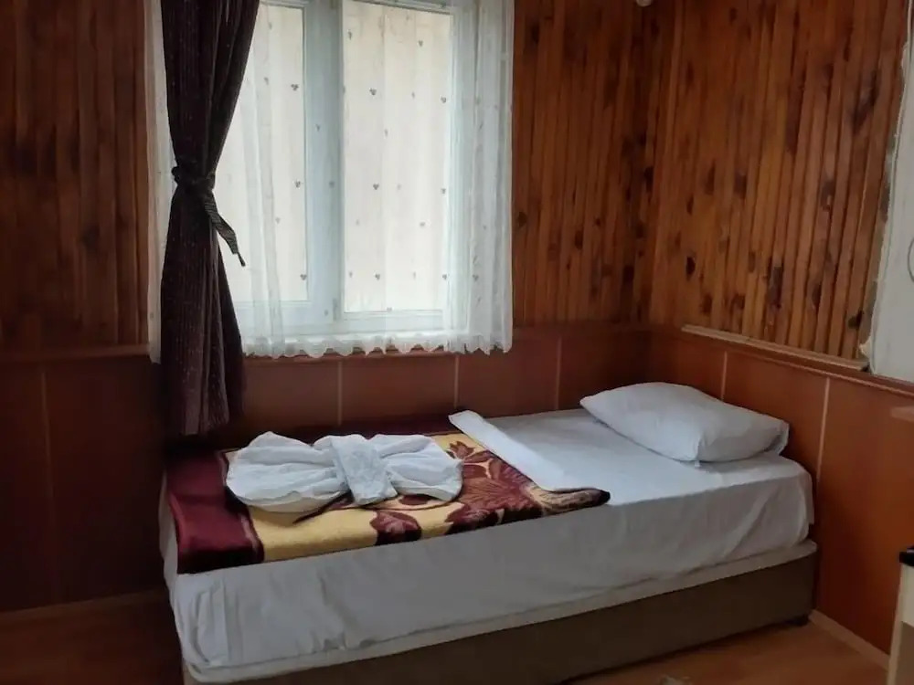 Mustafa Hotel Restaurant