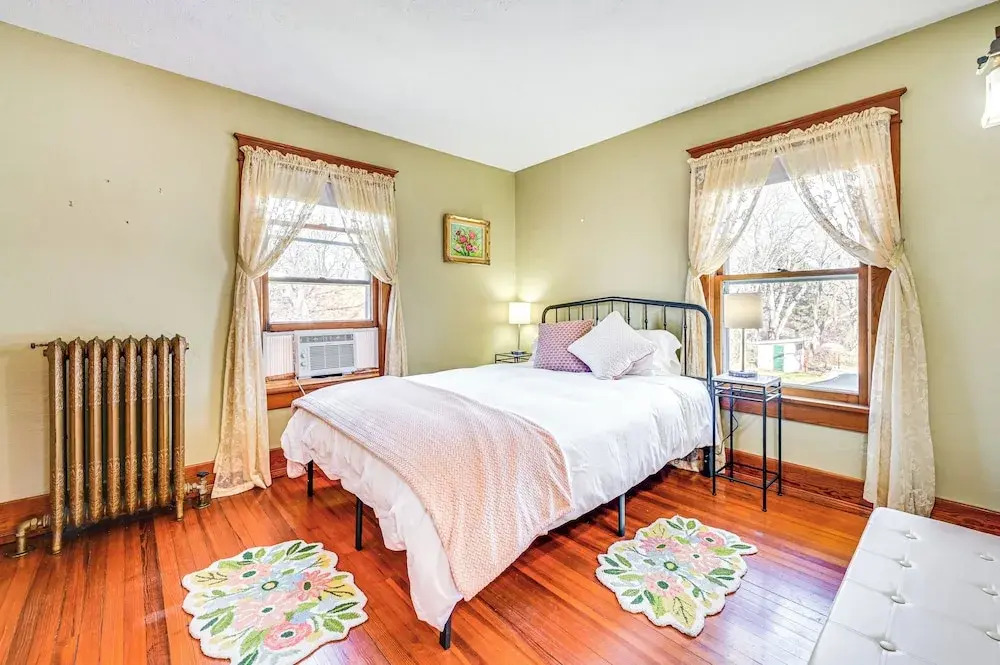 Dog-friendly Atlantic Farmhouse w/ Spacious Yard!