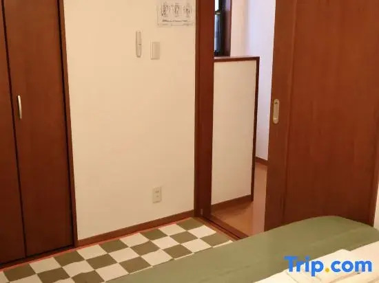 Orange House Tsuruhashi｜With Garage, Accommodates 8 People