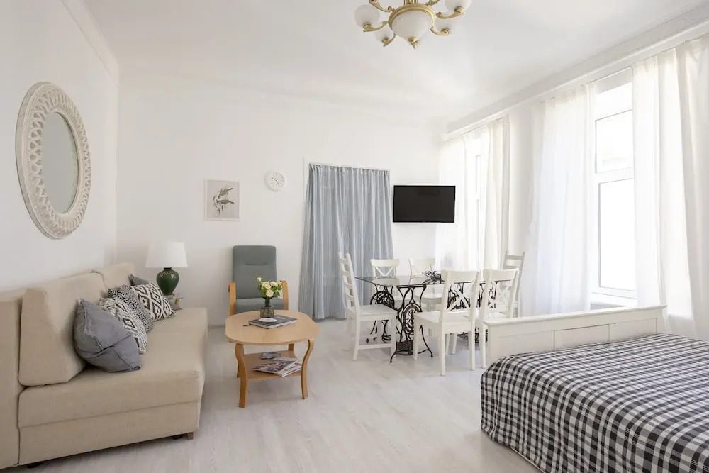 City Of Rivers Kutuzova 2 rooms