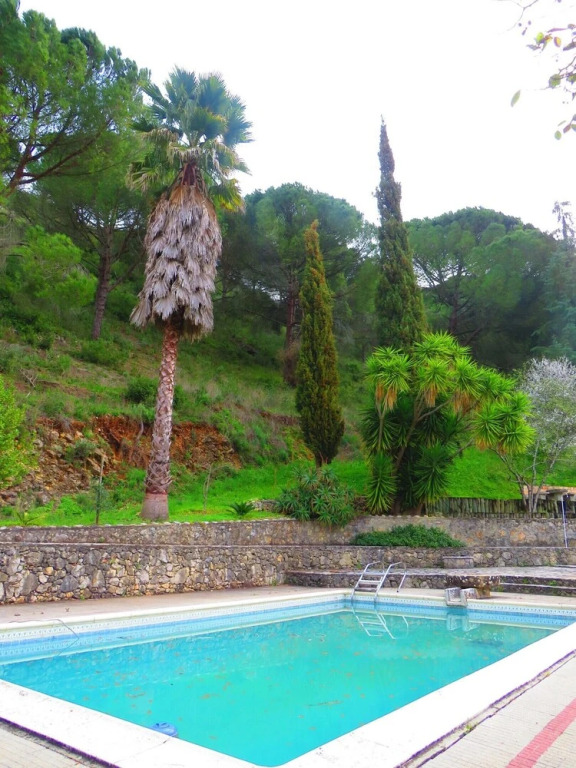 House With 2 Bedrooms in Porto de Mós, With Wonderful Lake View, Pool
