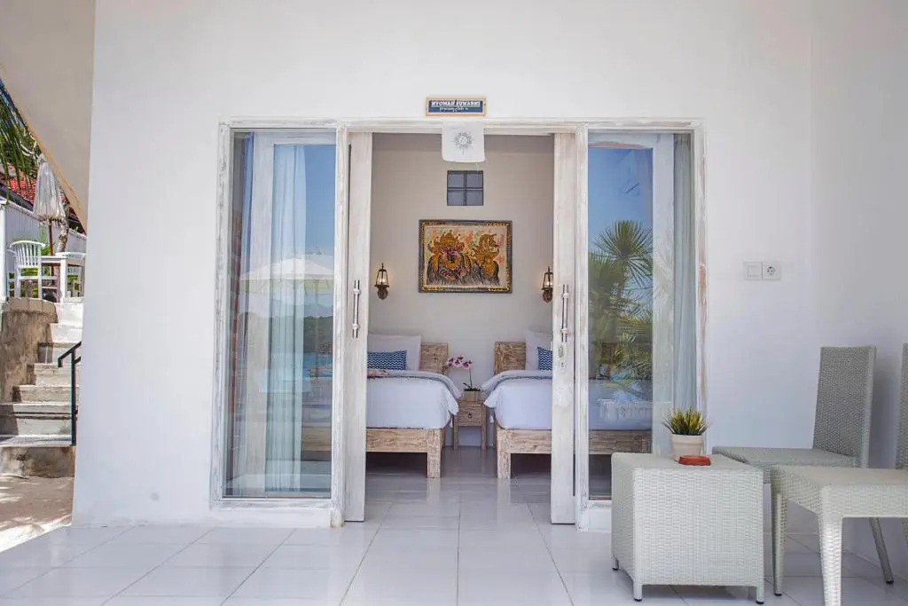 The Waterfront Beach House