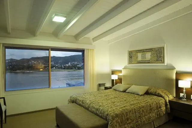 Lake Buenavista Apart Hotel & Suites
