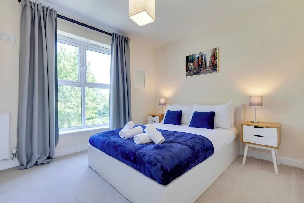 Modern Cambridge Home Business & Holiday Stays