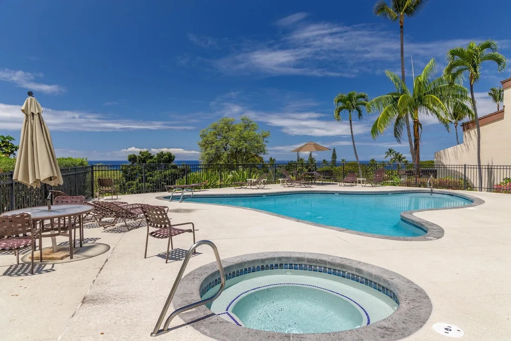 Country Club Villas#325
