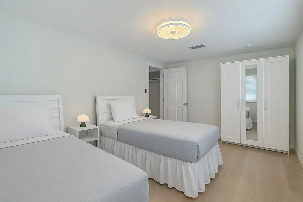 Siesta Heron 7