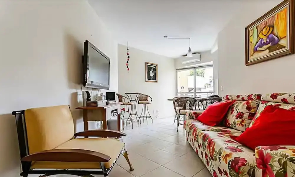 2 b ap, 400m the Beach, Jurere Downtown Rgp208