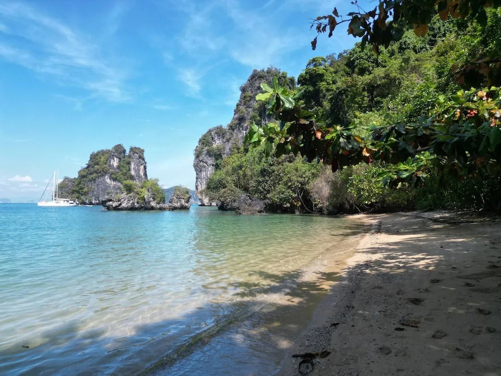 Serene Beach House on Ko Yao Noi With Private Garden