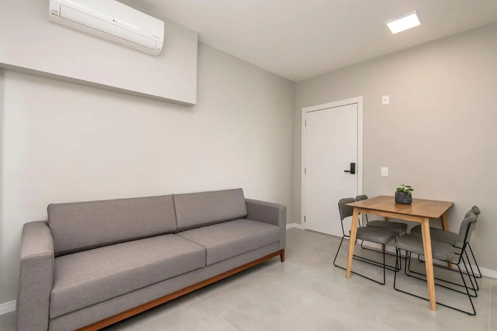 Lindo Apto Para Casal Porto Alegre Con1820