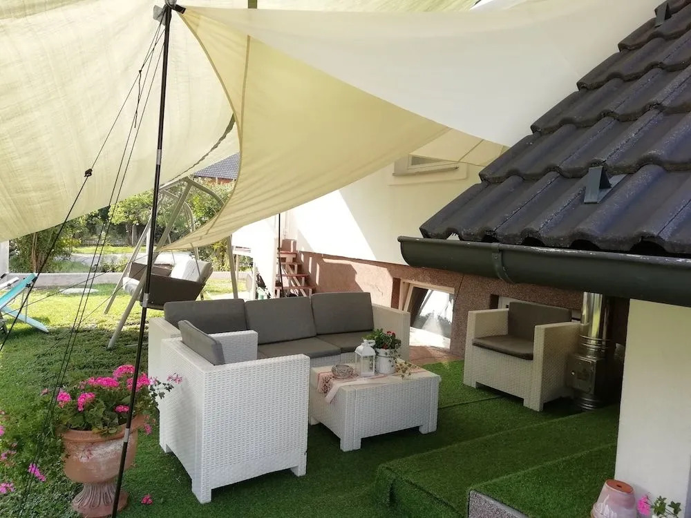 Mamas House 7min from Airport