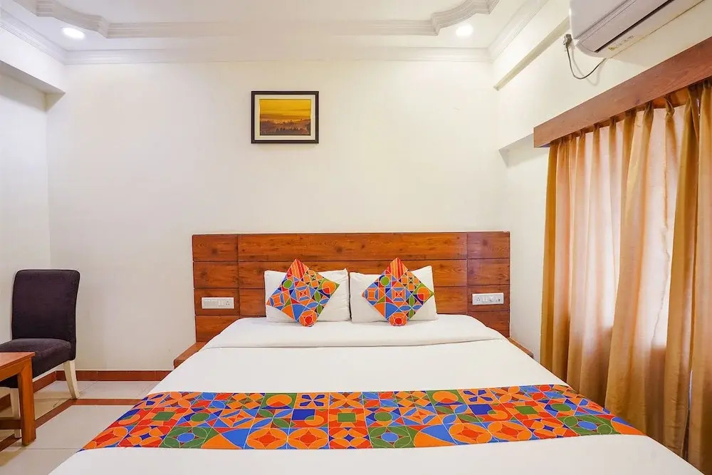 Hotel Savi Inn