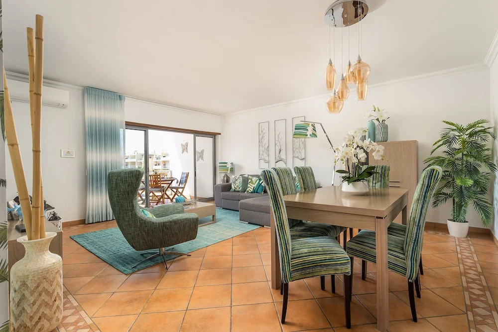 Lagos SUN & Beach Apartment by Homing