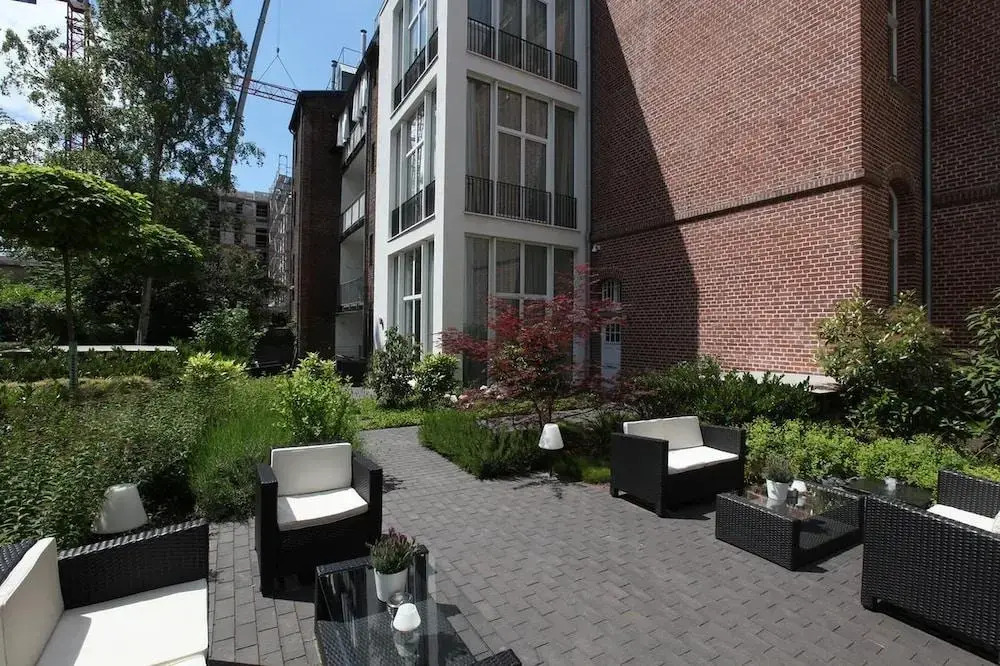 THE RED - Living Suites by the Rhine