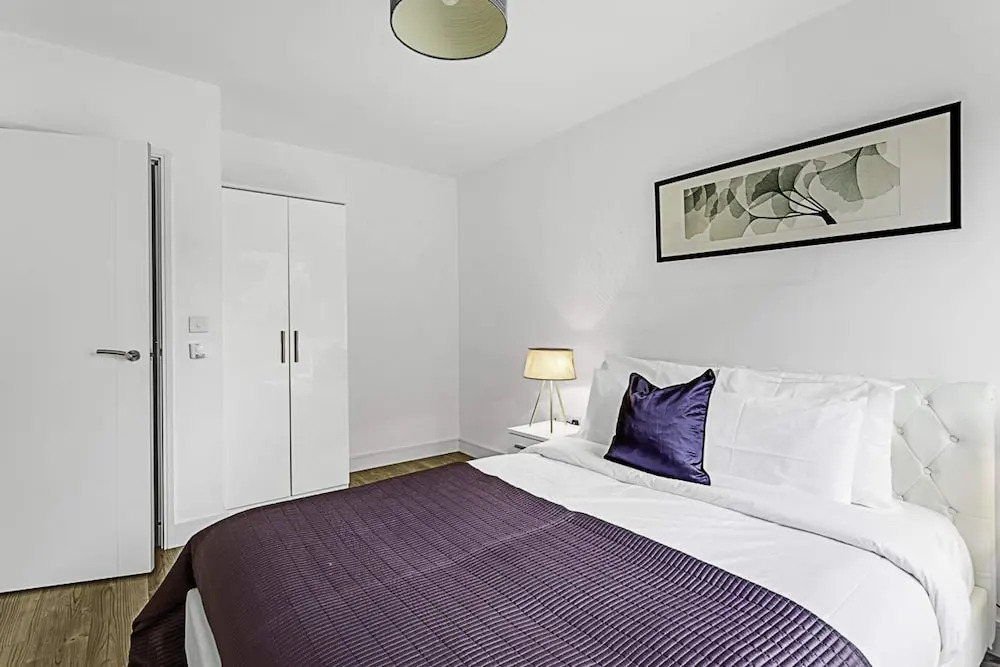 Beautiful Apartment in Surrey Quays