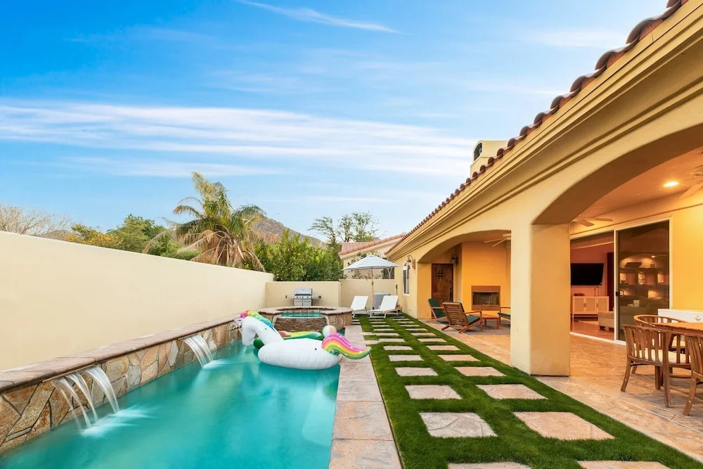 Amarilla by Avantstay Peaceful Paradise w/ Pool, Spa & Theatre Room