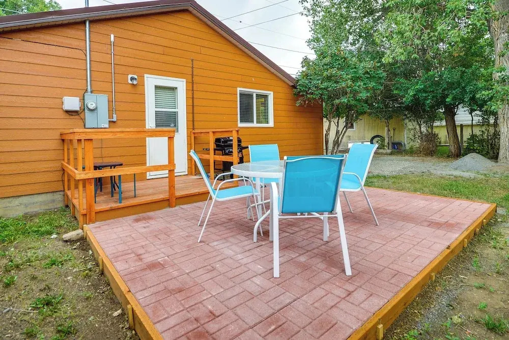 Quaint Cody Cottage w/ Grill: Walk to Downtown!