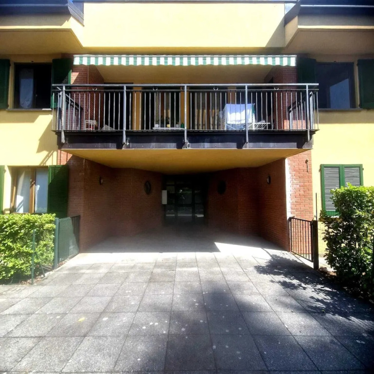 Modern Flat 1 Near the Swiss Border in Viggiù