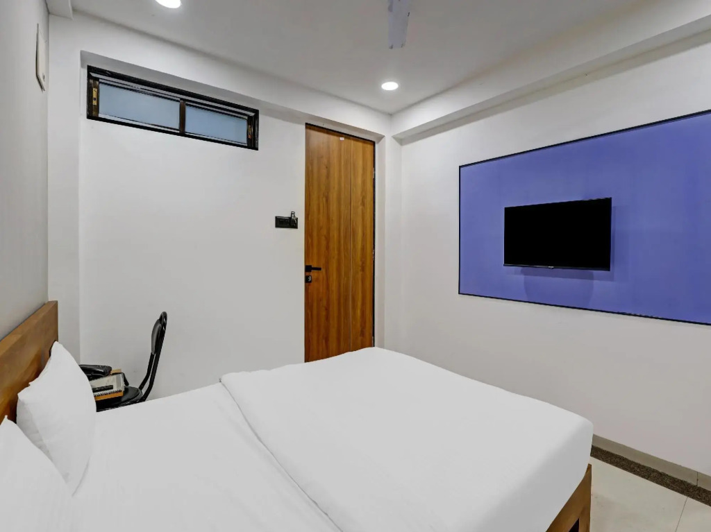 OYO Flagship 80488 Hotel Gold Mine