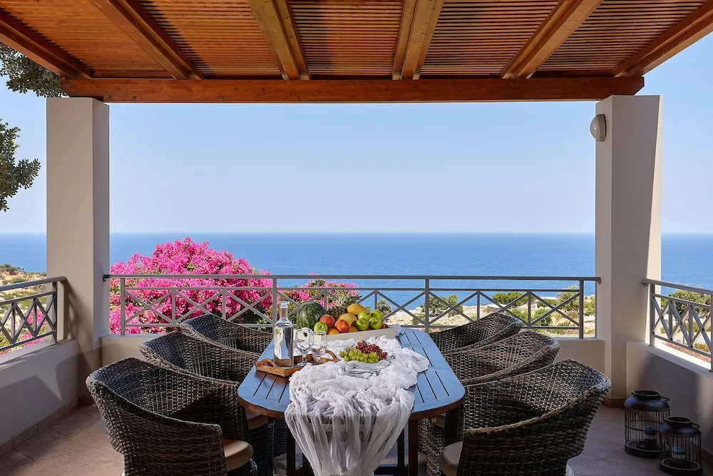 Okeanides Villas