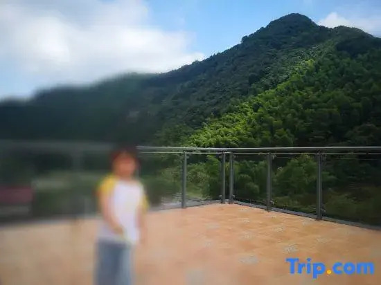 Xiong Haoxiang Homestay in Luxian County
