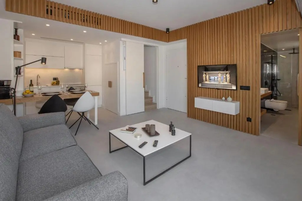 Acropolis Residence by A&A Residences