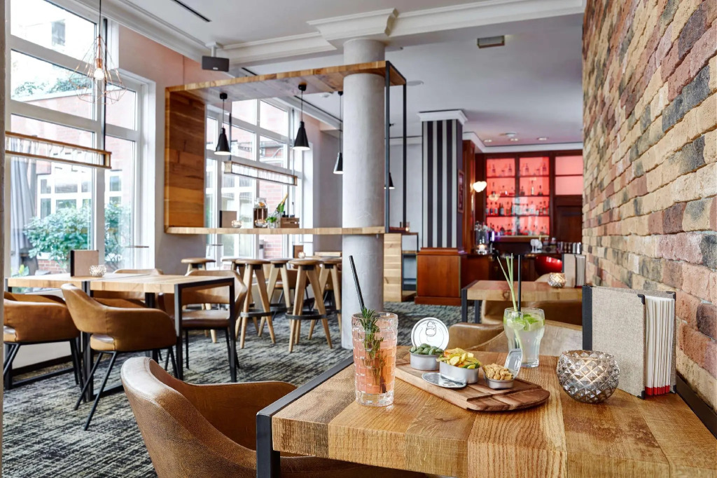 Lindner Hotel Cologne City Plaza, part of JdV by Hyatt