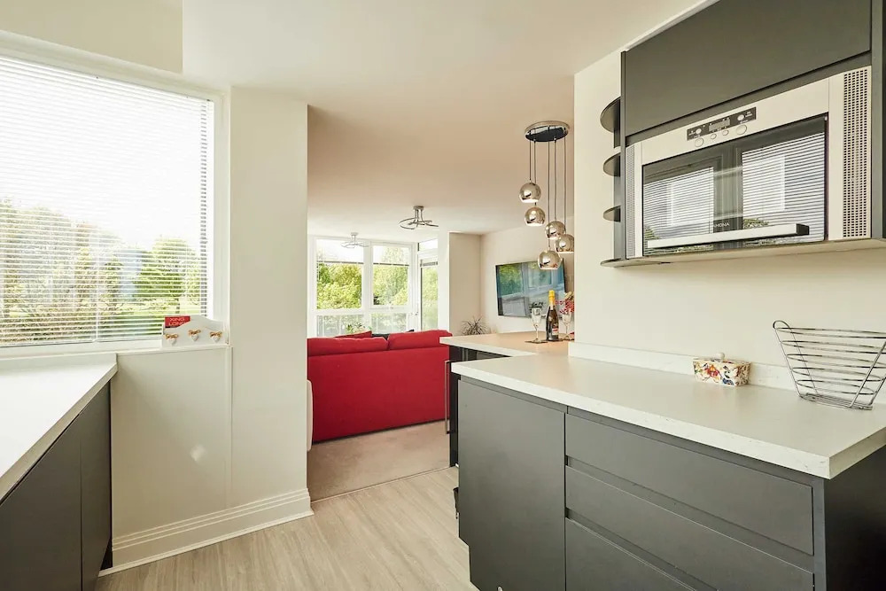 Host Stay Apartment 8
