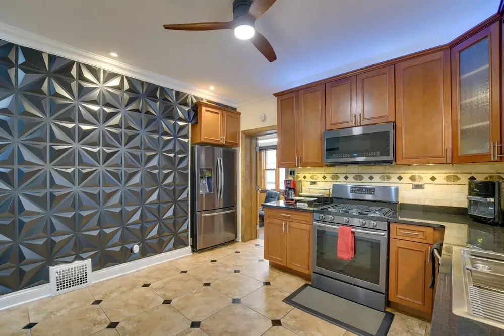 13 Mi to Dtwn Chicago: Maywood Home w/ Fireplace