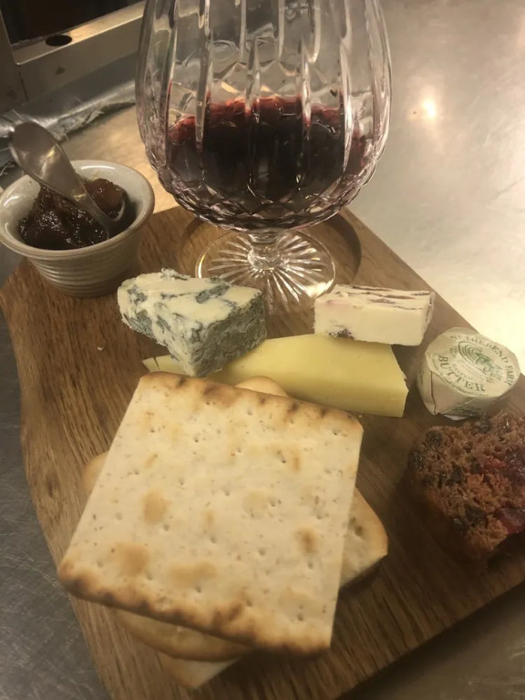 Queens Arms Litton