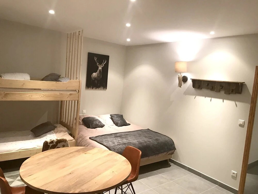 Chalet With 3 Bedrooms in Les Angles, With Wonderful Lake View and Fur
