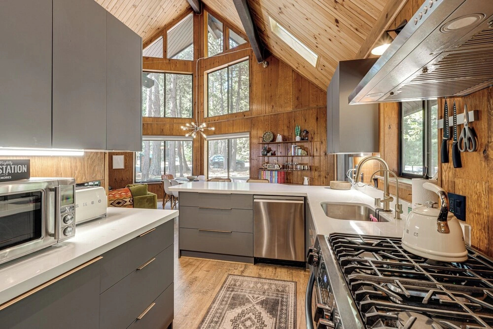 Modern Big Trees Family Cabin w/ Full Amenities
