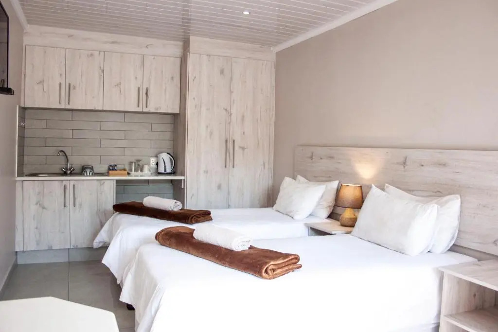 Kelzane Self-Catering