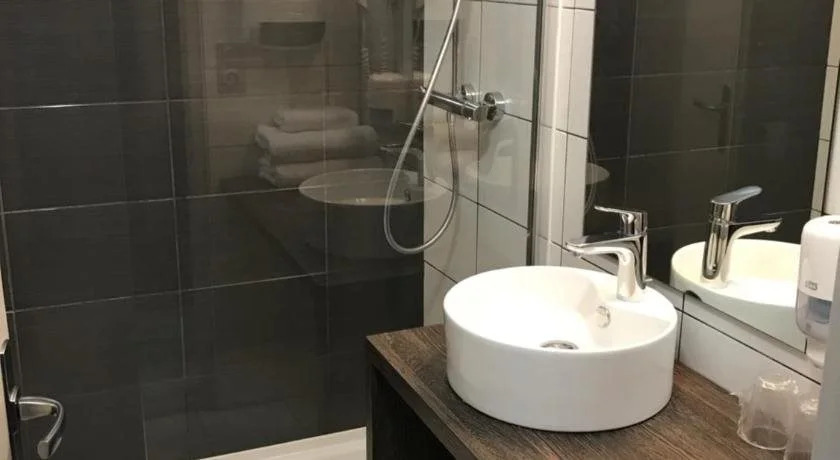 Hotel Vesontio (Ex Hotel Oxalys)