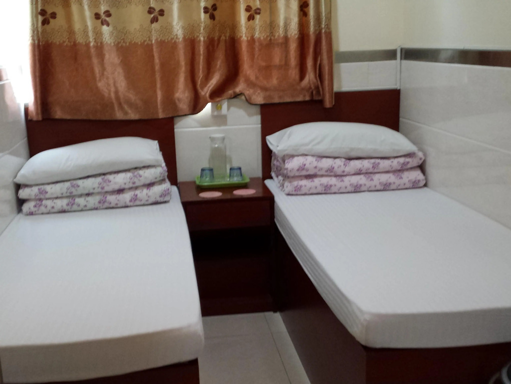 E-Dragon Hotel