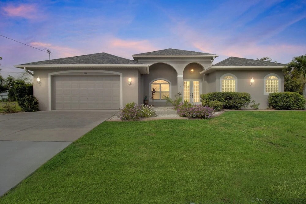 Blue Oasis 3 Bedroom Home by RedAwning