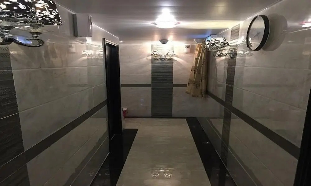 Rich Hostel