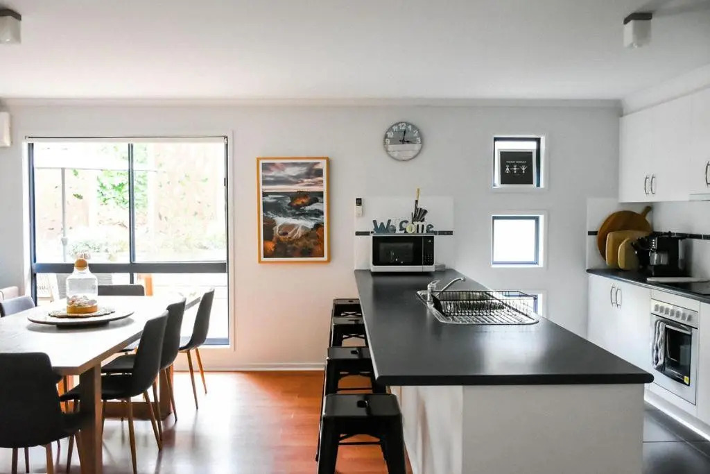 Demure charm 4 Bedrooms