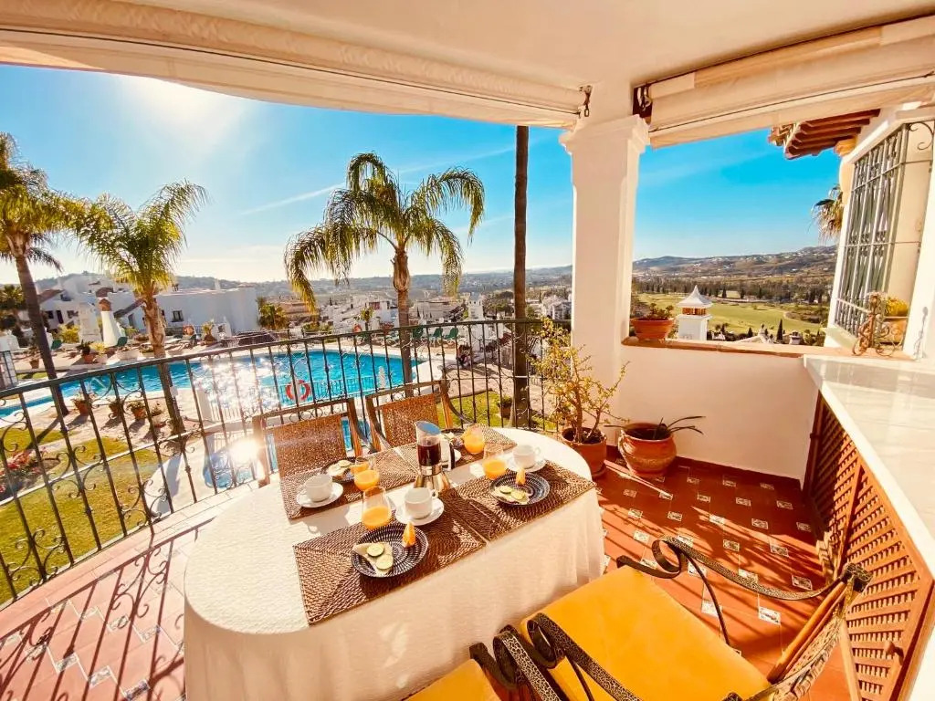 Luxury Puebla Aida Apartment with Golf View