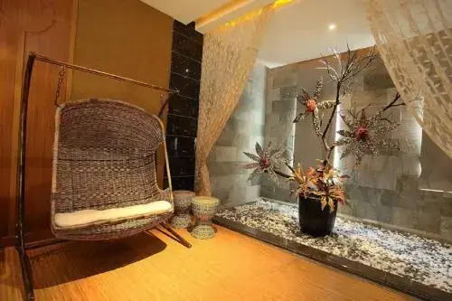 Hua Mu Lan Hotel