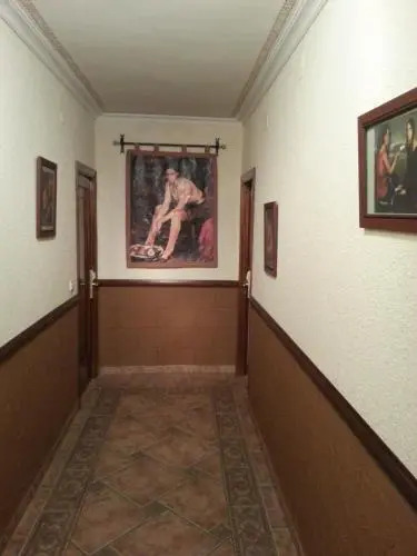 Hostal Restaurante El Cazador