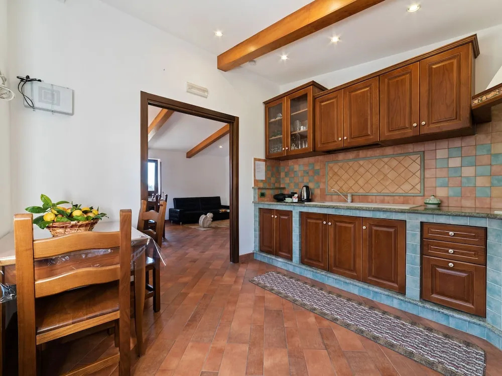Lovely Holiday Home in Massa Lubrense With Whirlpool