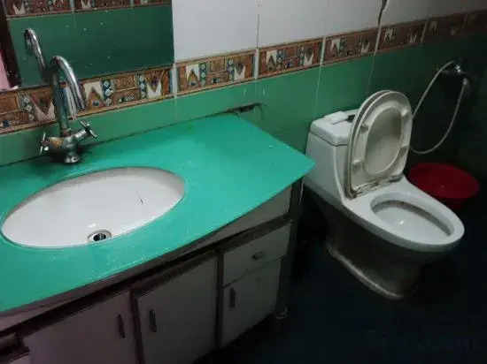 Xinjiyuan Hostel